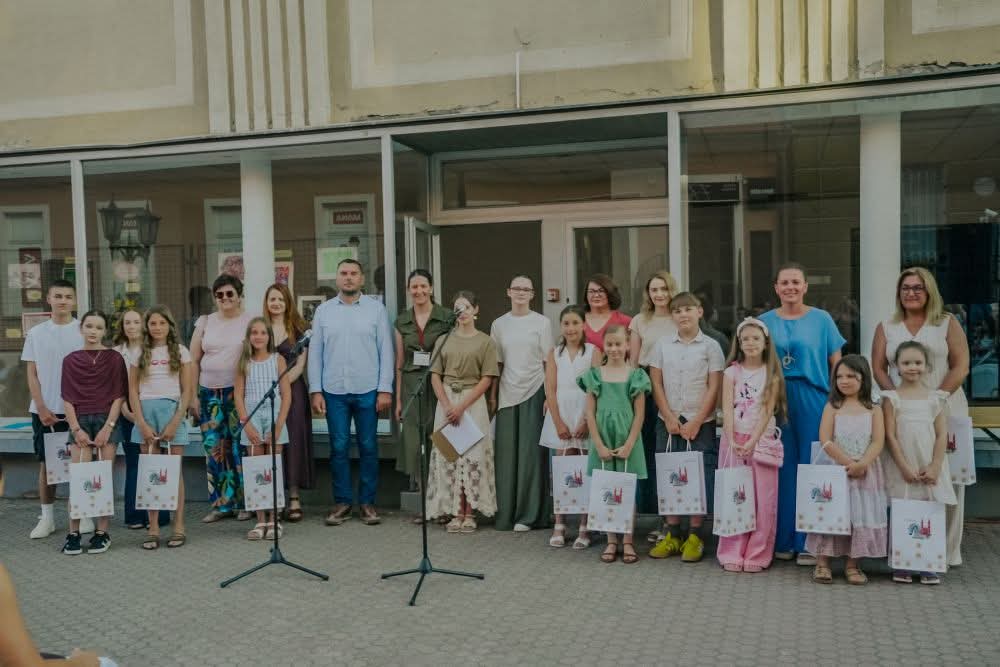 Najmlađi čuvari baštine: Izloženi najljepši radovi likovnog natječaja „Tradicijski vez”